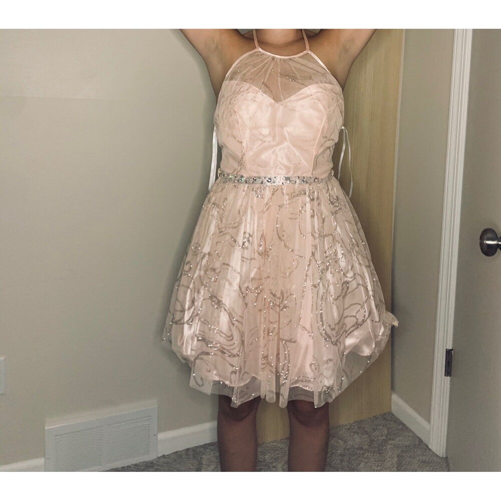 Windsor Pink Halter Top Mini Homecoming Dress - Size 2 (Small)